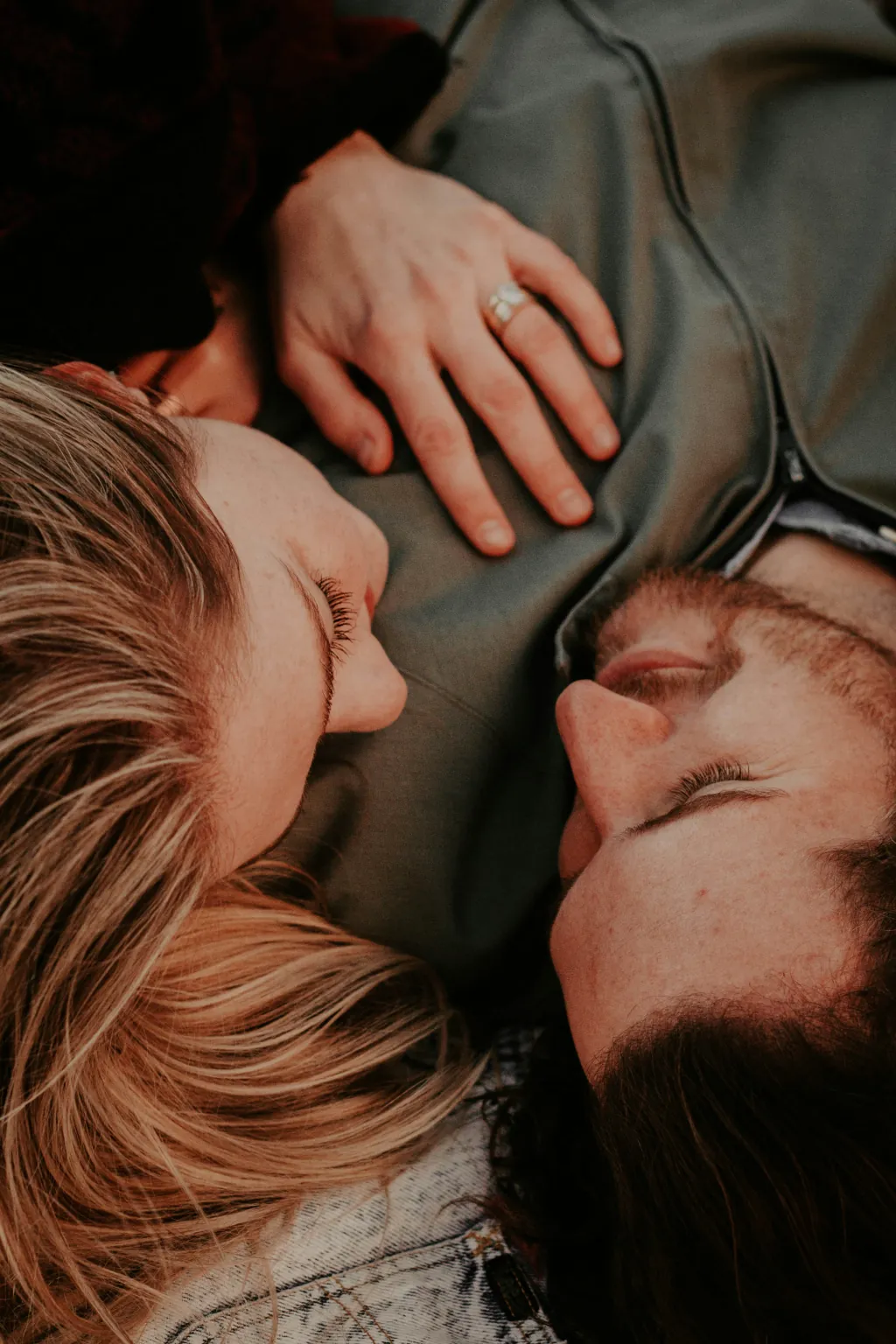 Couple using Ready Together side by side
